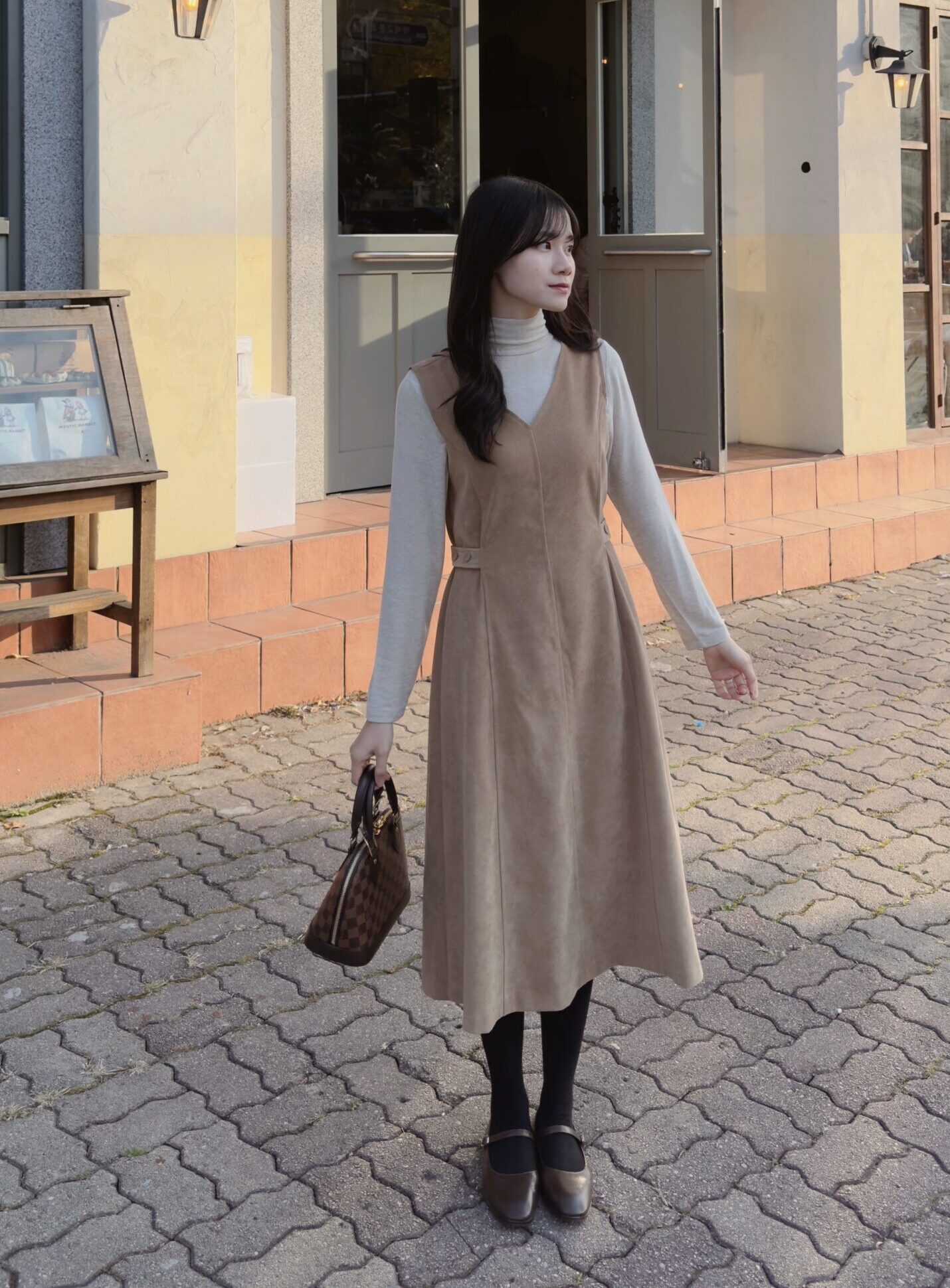 側鈕扣修身背心洋裝