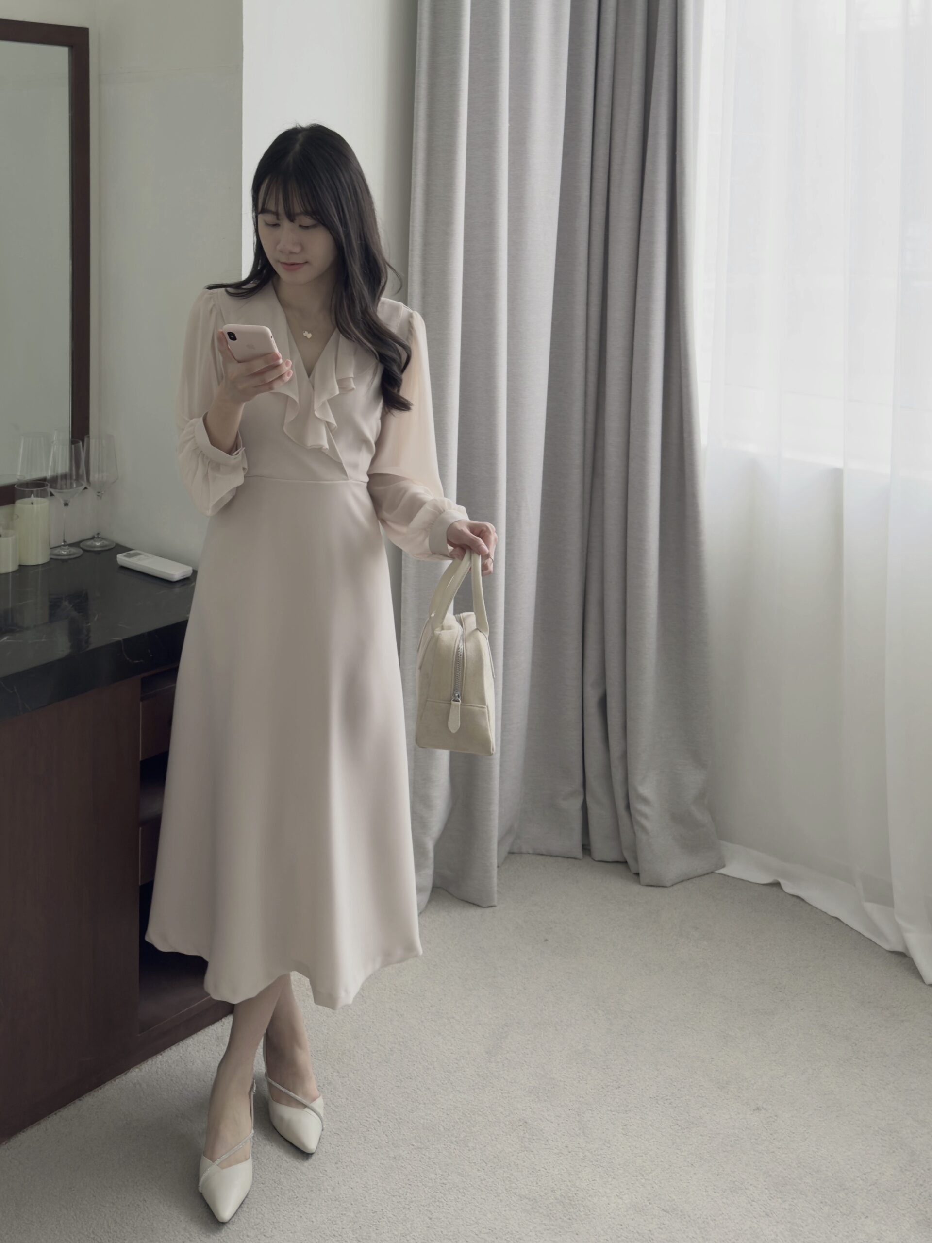 深V花辮女人味洋裝
