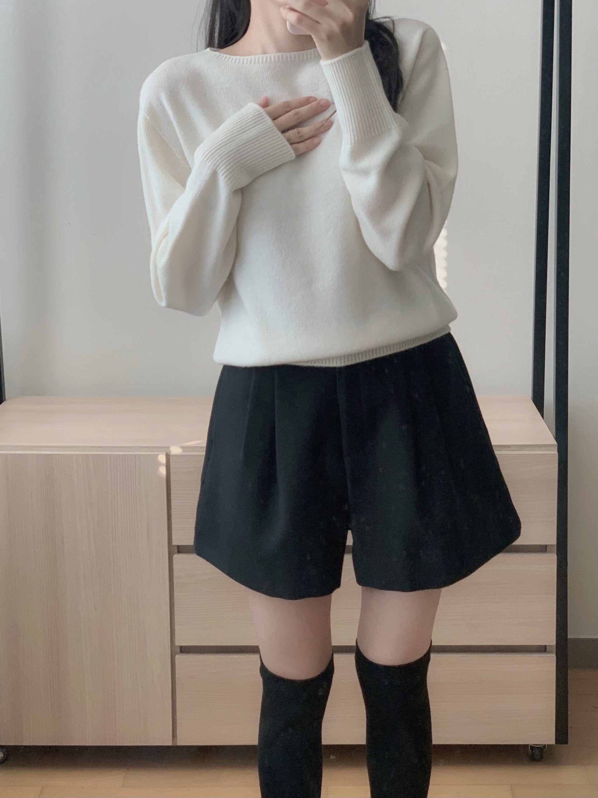 雙壓褶羊毛激瘦短褲