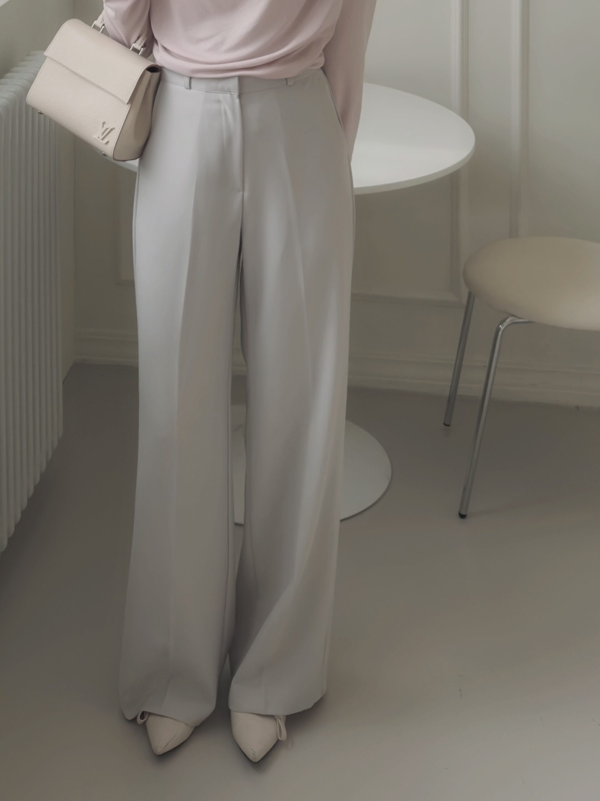 拉高比例滑順直筒西裝褲