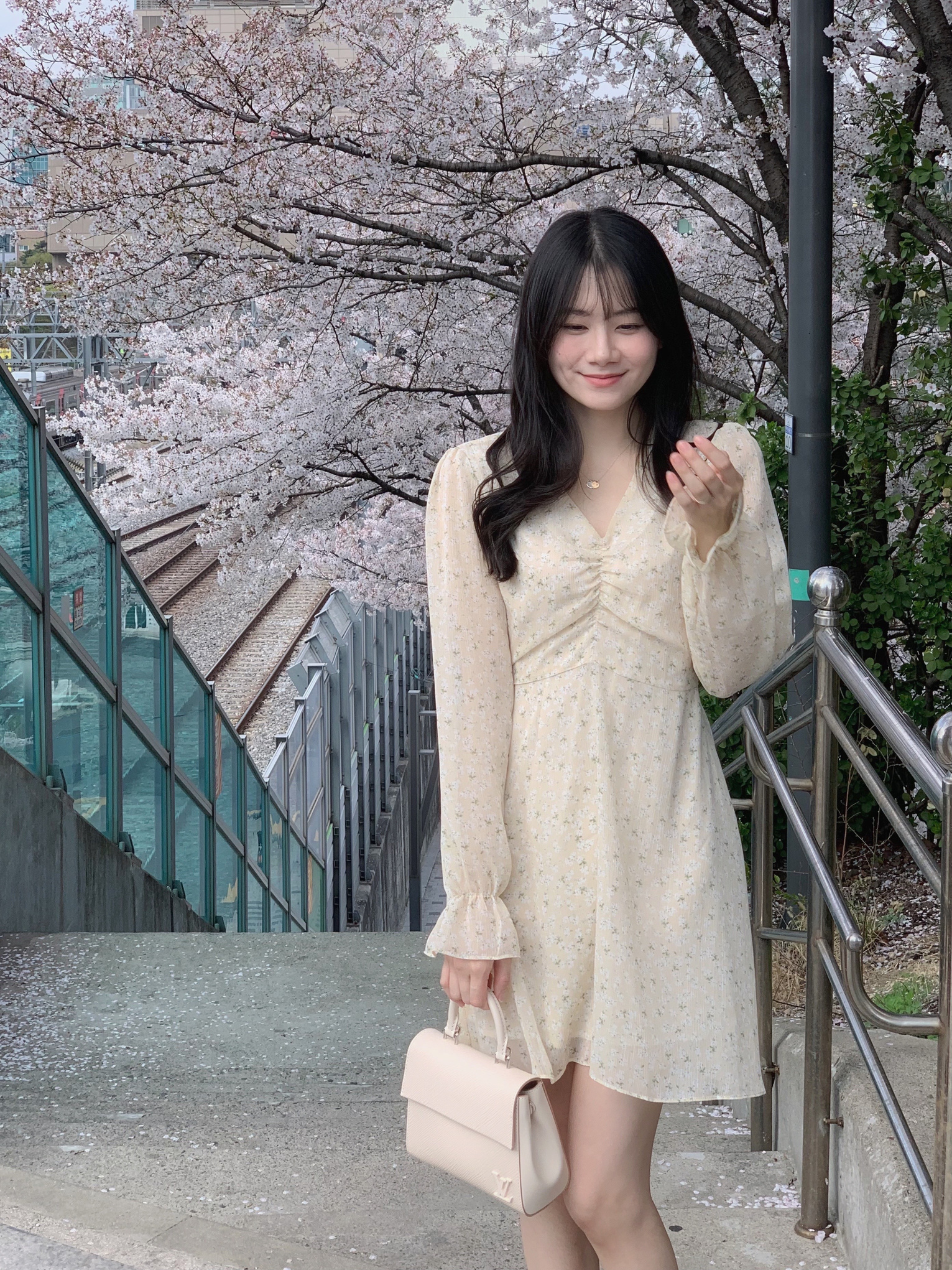 向日鵝黃碎花小洋裝